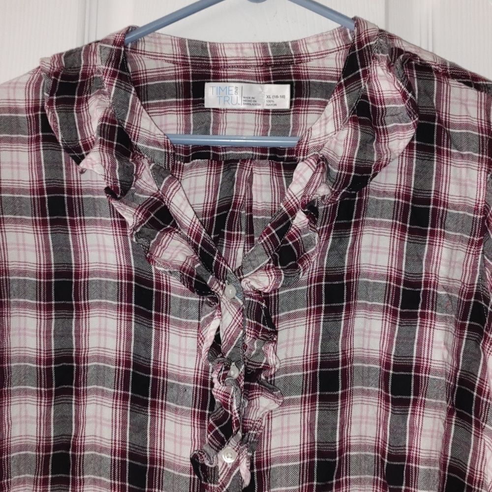 Time and Tru red black plaid shirt Sz XL (16-18) NWOT - Picture 2 of 5